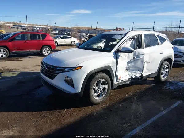 5NMJBCAE0PH221828 2023 HYUNDAI TUCSON - Image 2