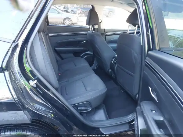 5NMJBCAE0PH286047 2023 HYUNDAI TUCSON - Image 8