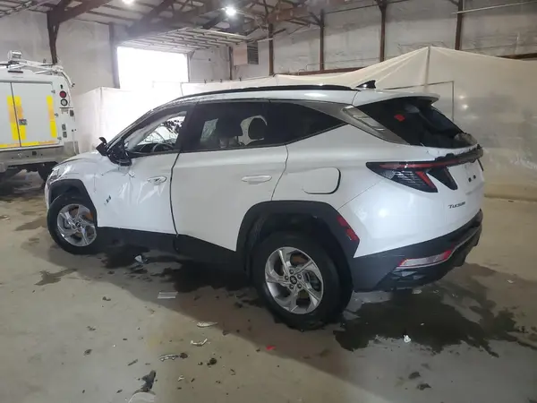 5NMJBCAE1NH018573 2022 HYUNDAI TUCSON - Image 2