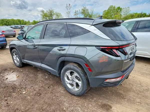 5NMJBCAE1NH024745 2022 HYUNDAI TUCSON - Image 2