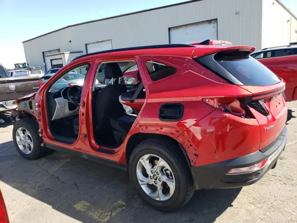 5NMJBCAE1NH035485 2022 HYUNDAI TUCSON - Image 2