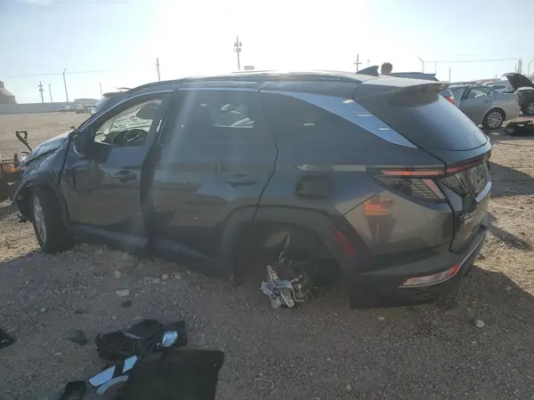 5NMJBCAE1NH072634 2022 HYUNDAI TUCSON - Image 2