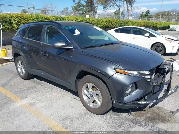 5NMJBCAE1NH080622 2022 HYUNDAI TUCSON - Image 1