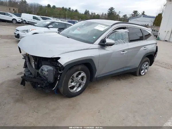 5NMJBCAE1NH081138 2022 HYUNDAI TUCSON - Image 2