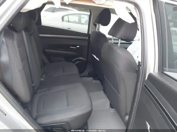 5NMJBCAE1NH081138 2022 HYUNDAI TUCSON - Image 8