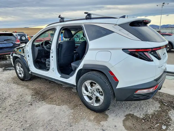 5NMJBCAE1NH088574 2022 HYUNDAI TUCSON - Image 2