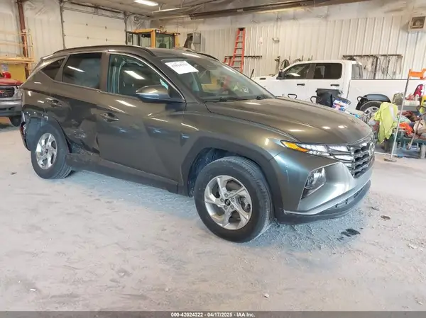 5NMJBCAE1NH117460 2022 HYUNDAI TUCSON - Image 1