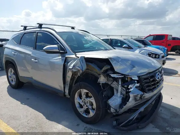 5NMJBCAE1PH173742 2023 HYUNDAI TUCSON - Image 1