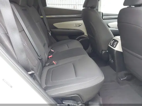 5NMJBCAE1PH179136 2023 HYUNDAI TUCSON - Image 8