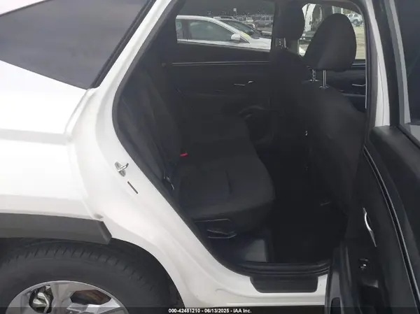 5NMJBCAE1PH201717 2023 HYUNDAI TUCSON - Image 8