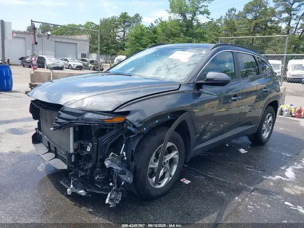5NMJBCAE1PH212815 2023 HYUNDAI TUCSON - Image 2
