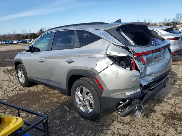 5NMJBCAE1PH243000 2023 HYUNDAI TUCSON - Image 2