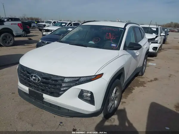 5NMJBCAE1PH280032 2023 HYUNDAI TUCSON - Image 2