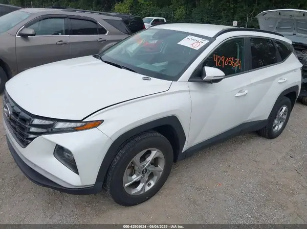 5NMJBCAE2NH034779 2022 HYUNDAI TUCSON - Image 2