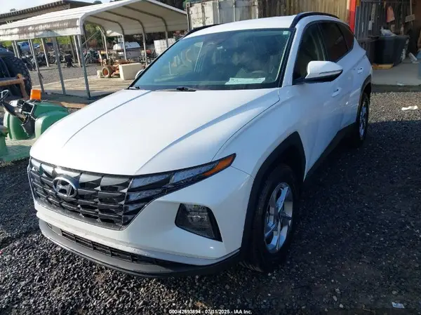 5NMJBCAE2NH053817 2022 HYUNDAI TUCSON - Image 2