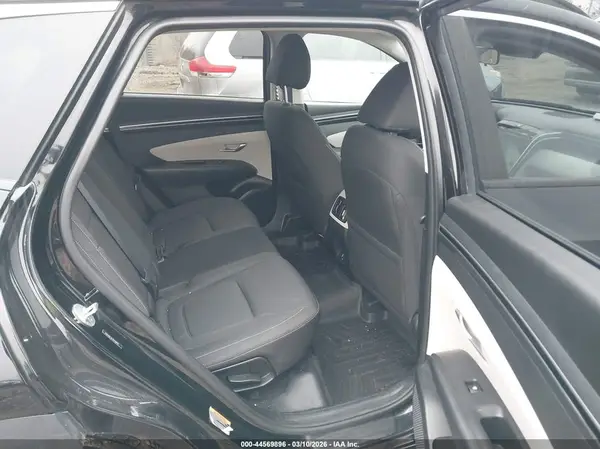 5NMJBCAE2NH101915 2022 HYUNDAI TUCSON - Image 8