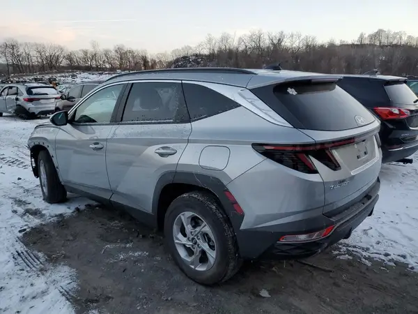 5NMJBCAE2NH140925 2022 HYUNDAI TUCSON - Image 2