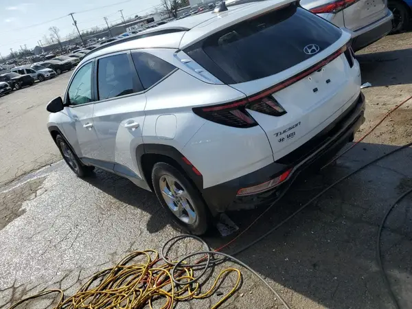 5NMJBCAE2NH151827 2022 HYUNDAI TUCSON - Image 2