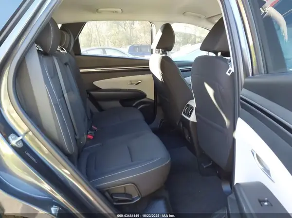 5NMJBCAE2PH168792 2023 HYUNDAI TUCSON - Image 8