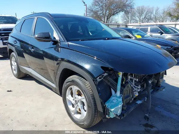 5NMJBCAE2PH173295 2023 HYUNDAI TUCSON - Image 1
