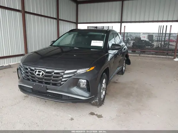 5NMJBCAE2PH205209 2023 HYUNDAI TUCSON - Image 2