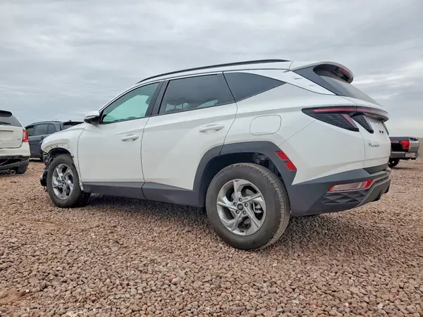 5NMJBCAE2PH250425 2023 HYUNDAI TUCSON - Image 2