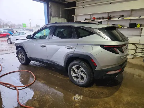 5NMJBCAE3NH011625 2022 HYUNDAI TUCSON - Image 2