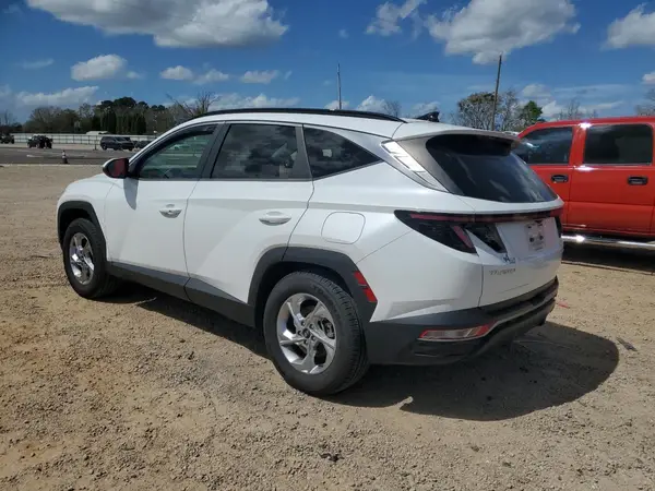 5NMJBCAE3NH025816 2022 HYUNDAI TUCSON - Image 2