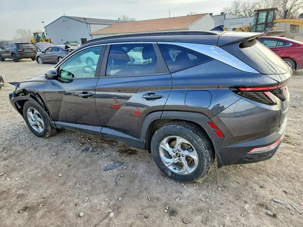 5NMJBCAE3NH036928 2022 HYUNDAI TUCSON - Image 2