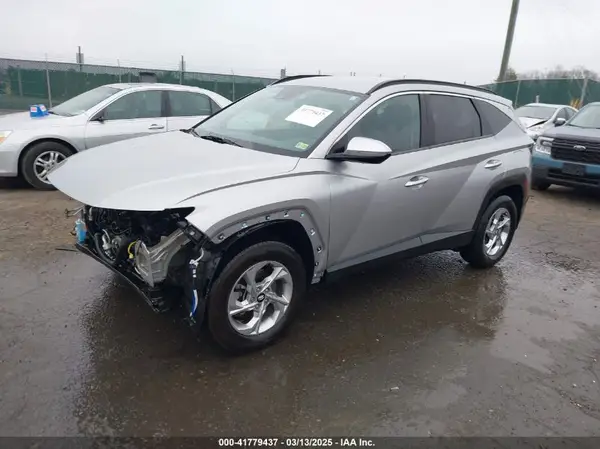 5NMJBCAE3NH045709 2022 HYUNDAI TUCSON - Image 2