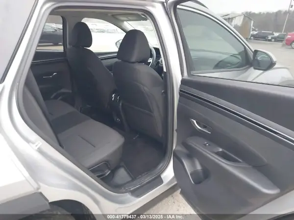 5NMJBCAE3NH045709 2022 HYUNDAI TUCSON - Image 8