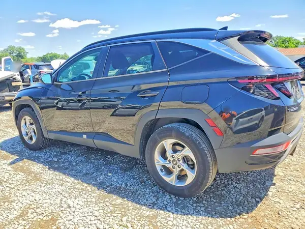 5NMJBCAE3NH073428 2022 HYUNDAI TUCSON - Image 2