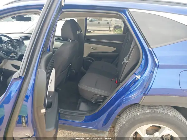 5NMJBCAE3NH114737 2022 HYUNDAI TUCSON - Image 8
