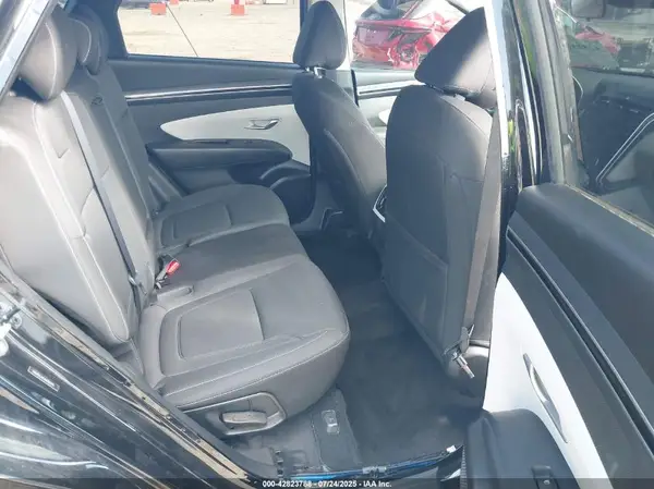 5NMJBCAE3NH135975 2022 HYUNDAI TUCSON - Image 8