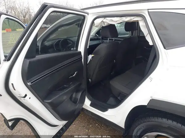 5NMJBCAE3PH188968 2023 HYUNDAI TUCSON - Image 8