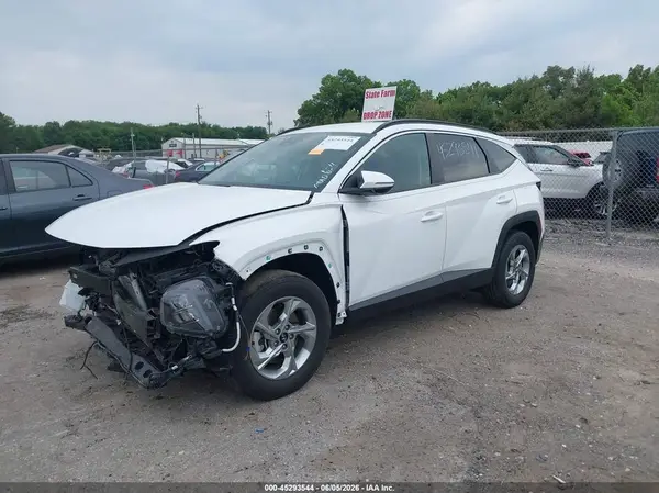 5NMJBCAE3PH207986 2023 HYUNDAI TUCSON - Image 2