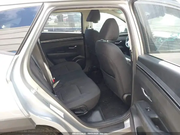 5NMJBCAE3PH216610 2023 HYUNDAI TUCSON - Image 8