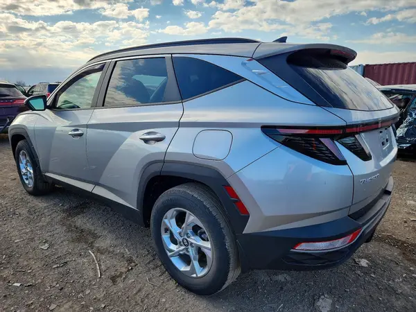 5NMJBCAE3PH256573 2023 HYUNDAI TUCSON - Image 2