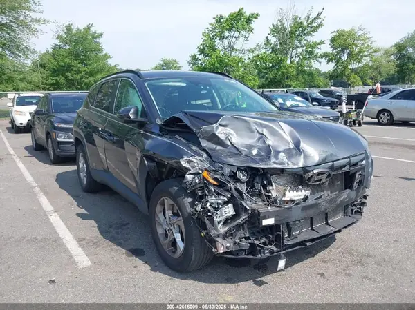 5NMJBCAE4NH032127 2022 HYUNDAI TUCSON - Image 1