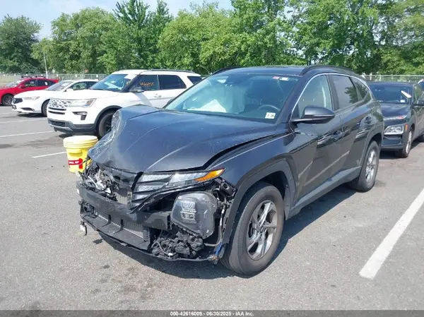 5NMJBCAE4NH032127 2022 HYUNDAI TUCSON - Image 2