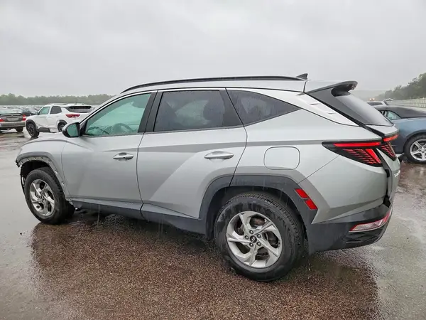 5NMJBCAE4NH032399 2022 HYUNDAI TUCSON - Image 2