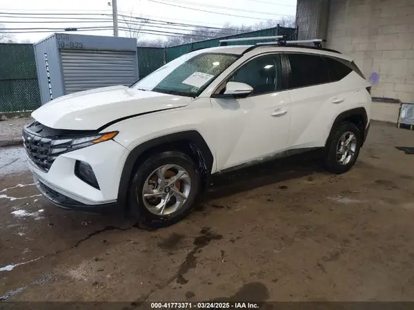 5NMJBCAE4NH038364 2022 HYUNDAI TUCSON - Image 2