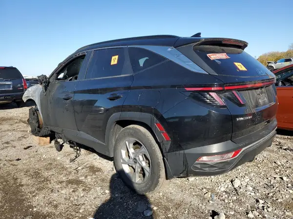 5NMJBCAE4NH058260 2022 HYUNDAI TUCSON - Image 2