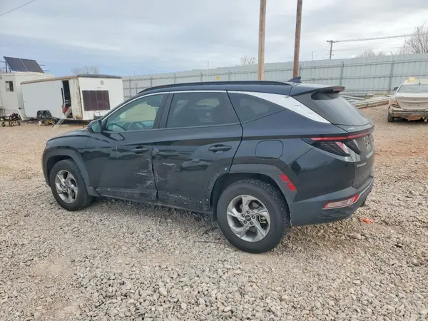 5NMJBCAE4NH082400 2022 HYUNDAI TUCSON - Image 2