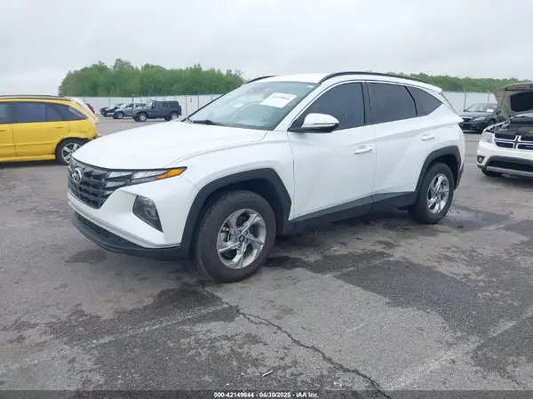 5NMJBCAE4NH093249 2022 HYUNDAI TUCSON - Image 2
