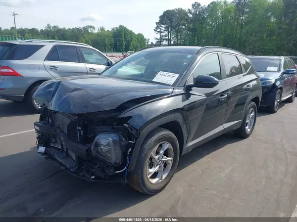 5NMJBCAE4NH098693 2022 HYUNDAI TUCSON - Image 2