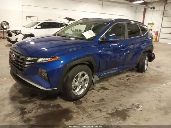 5NMJBCAE4NH114763 2022 HYUNDAI TUCSON - Image 2