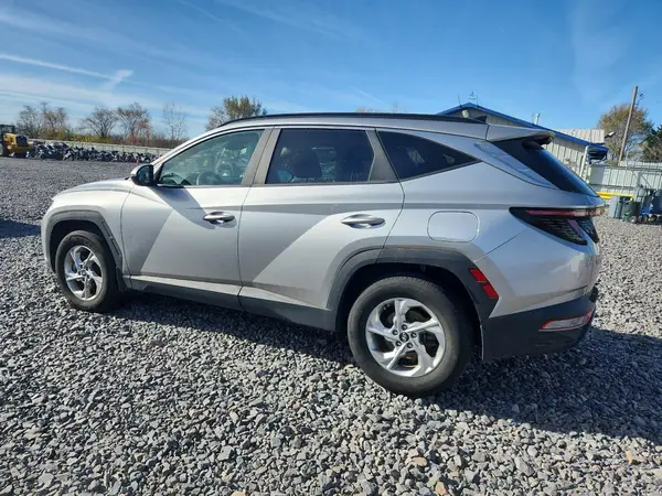 5NMJBCAE4NH128064 2022 HYUNDAI TUCSON - Image 2