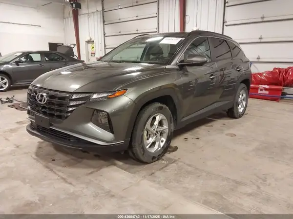 5NMJBCAE4PH201615 2023 HYUNDAI TUCSON - Image 2