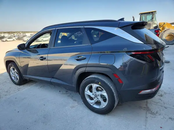 5NMJBCAE5NH043170 2022 HYUNDAI TUCSON - Image 2
